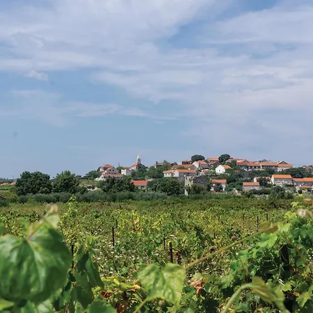 Luxurious In With Sauna Casa vacanze Lumbarda