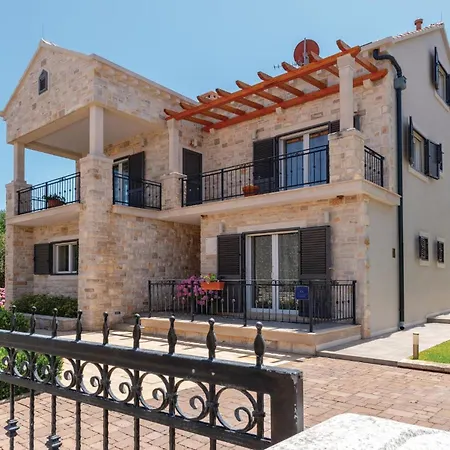 Luxurious In With Sauna Casa vacanze *