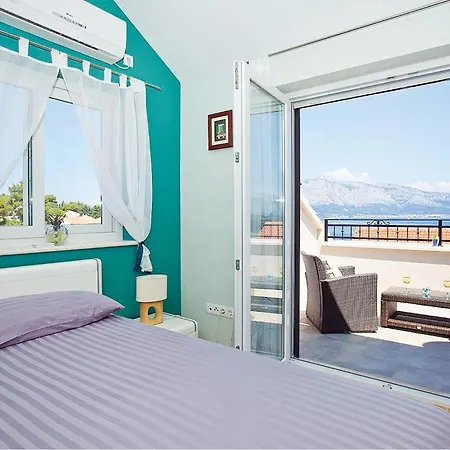 Nyaraló Luxurious In With Sauna *